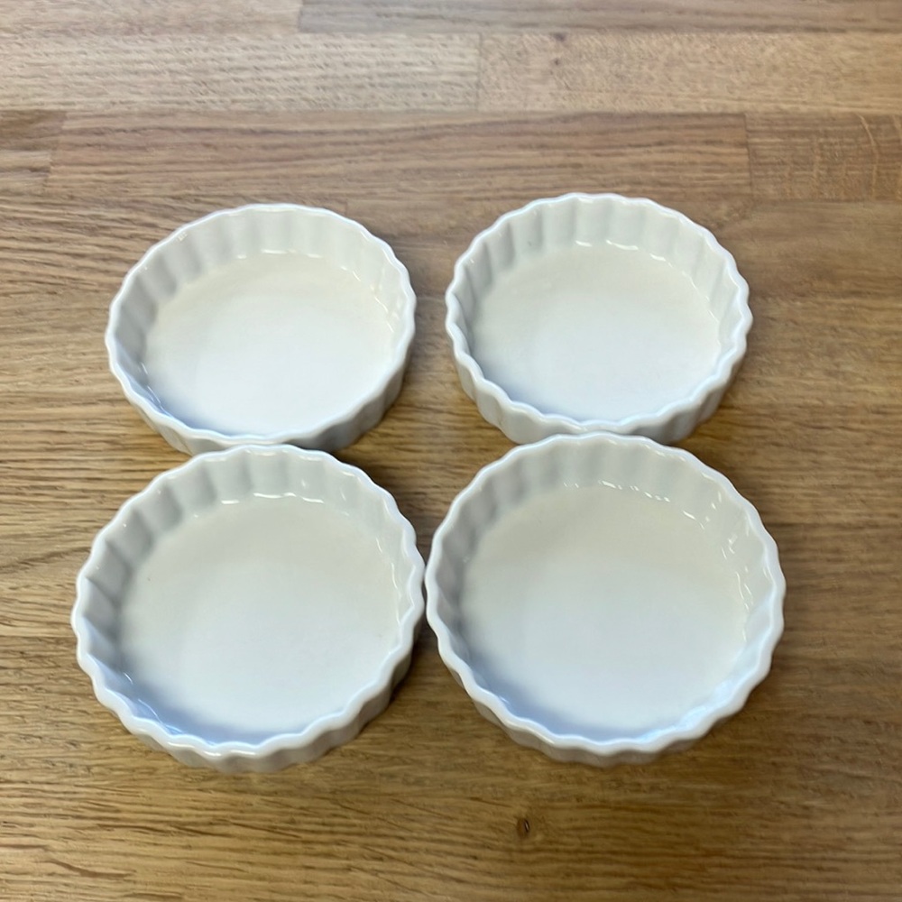 4 set tart or cream baking porcelain dishes